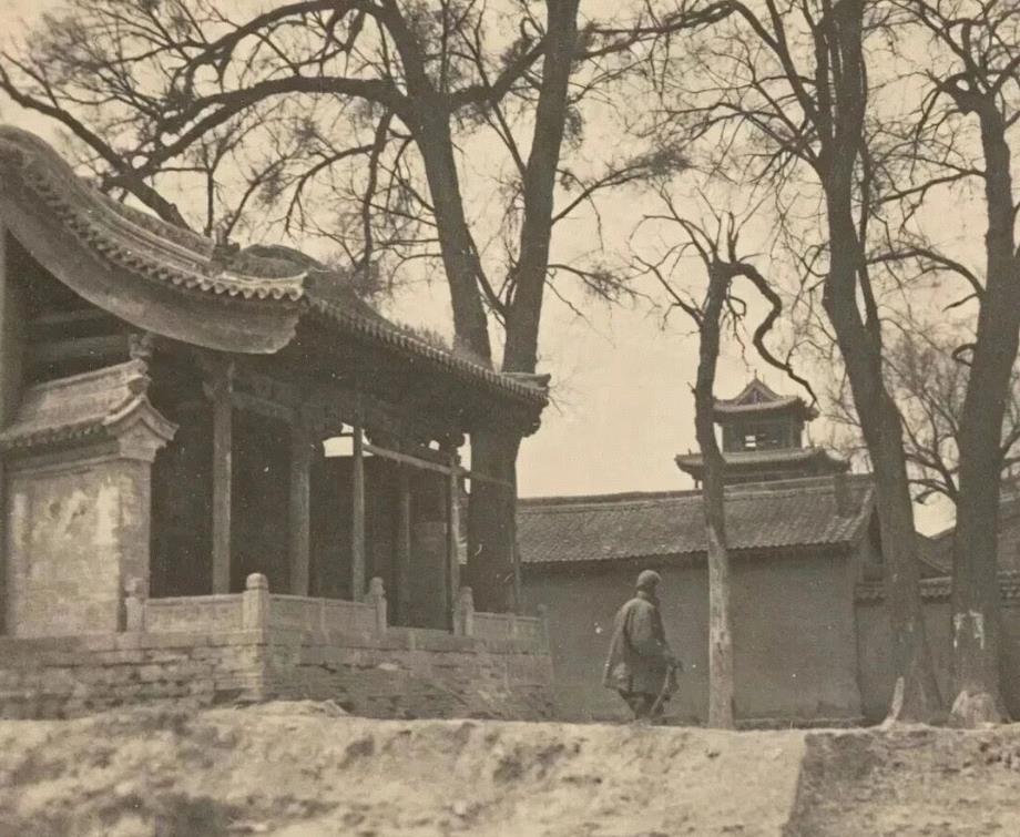 旧影寻踪：1937—1938 日军镜头下静乐县城古戏台